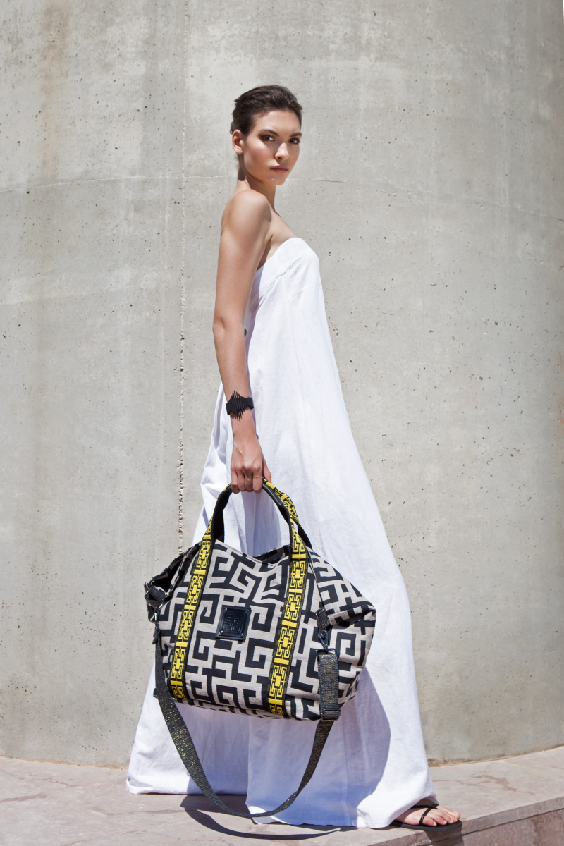 T H E R O S  beige black - Image 4