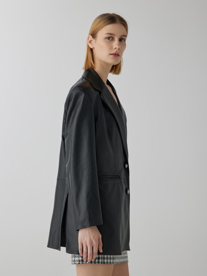 ALBA leather blazer